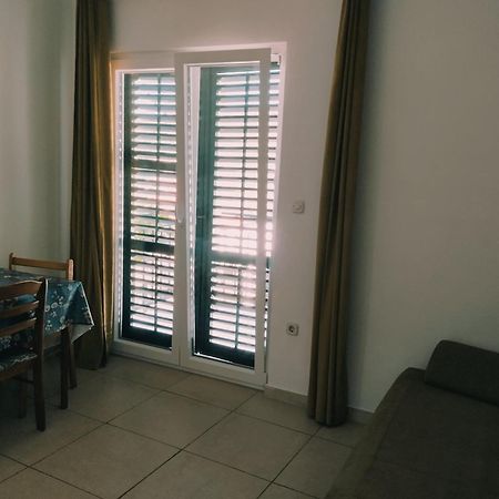 Apartments Andrea 德尔韦尼克 外观 照片